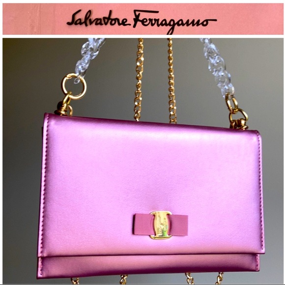 Salvatore Ferragamo Handbags - Salvatore Ferragamo envelope clutch